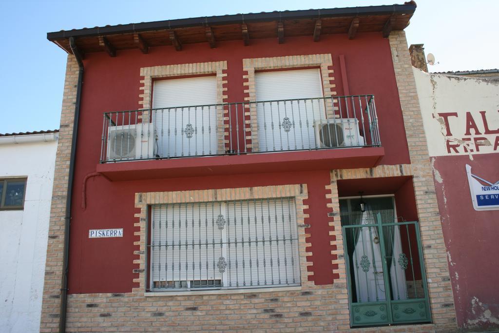 Vivienda Turistica Rural Piskerra Apartamento Carcastillo Habitación foto