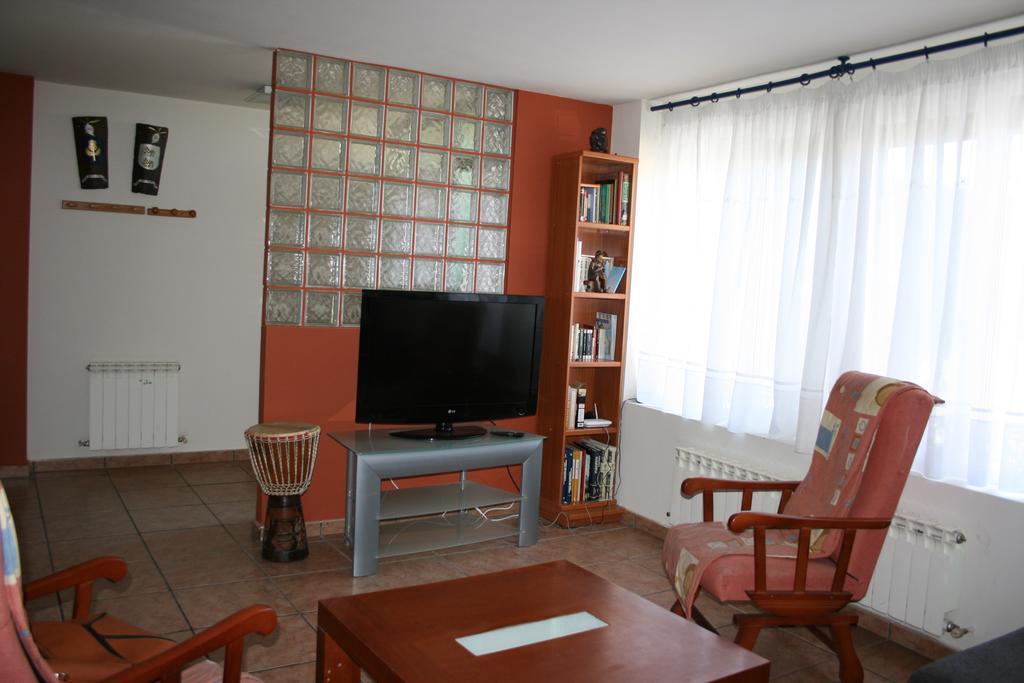 Vivienda Turistica Rural Piskerra Apartamento Carcastillo Habitación foto